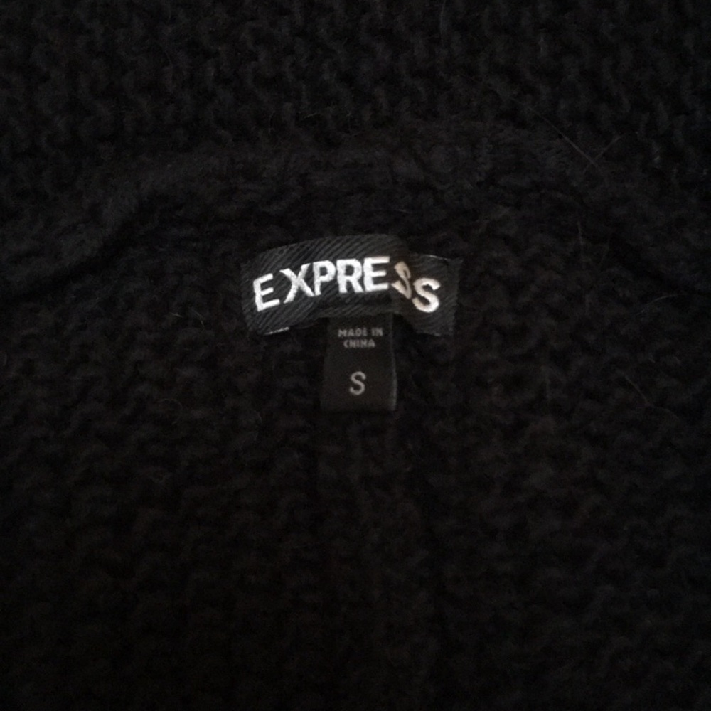 Sweater/cape - Picture 2 of 4